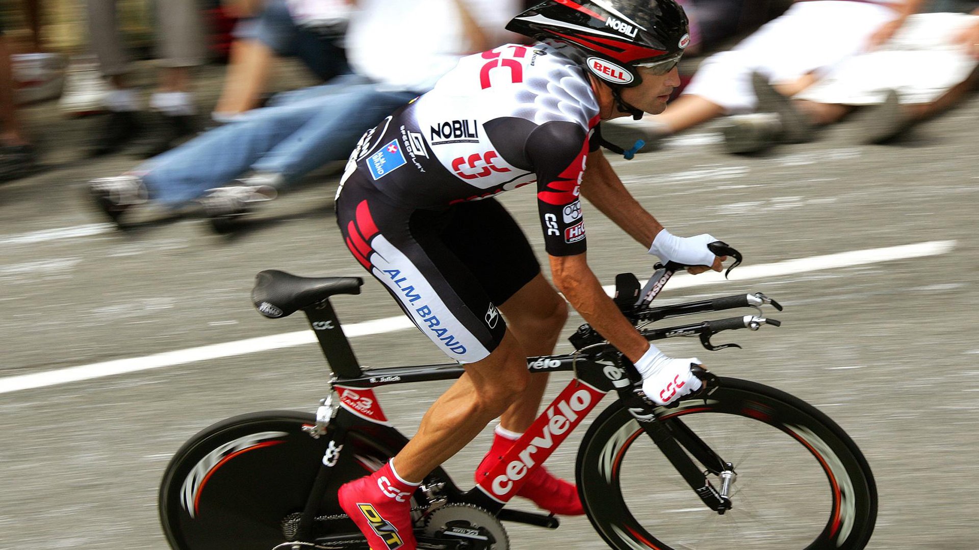 “未来领跑者”青少年篮球联赛在上海完美收官，众多新星崭露头角