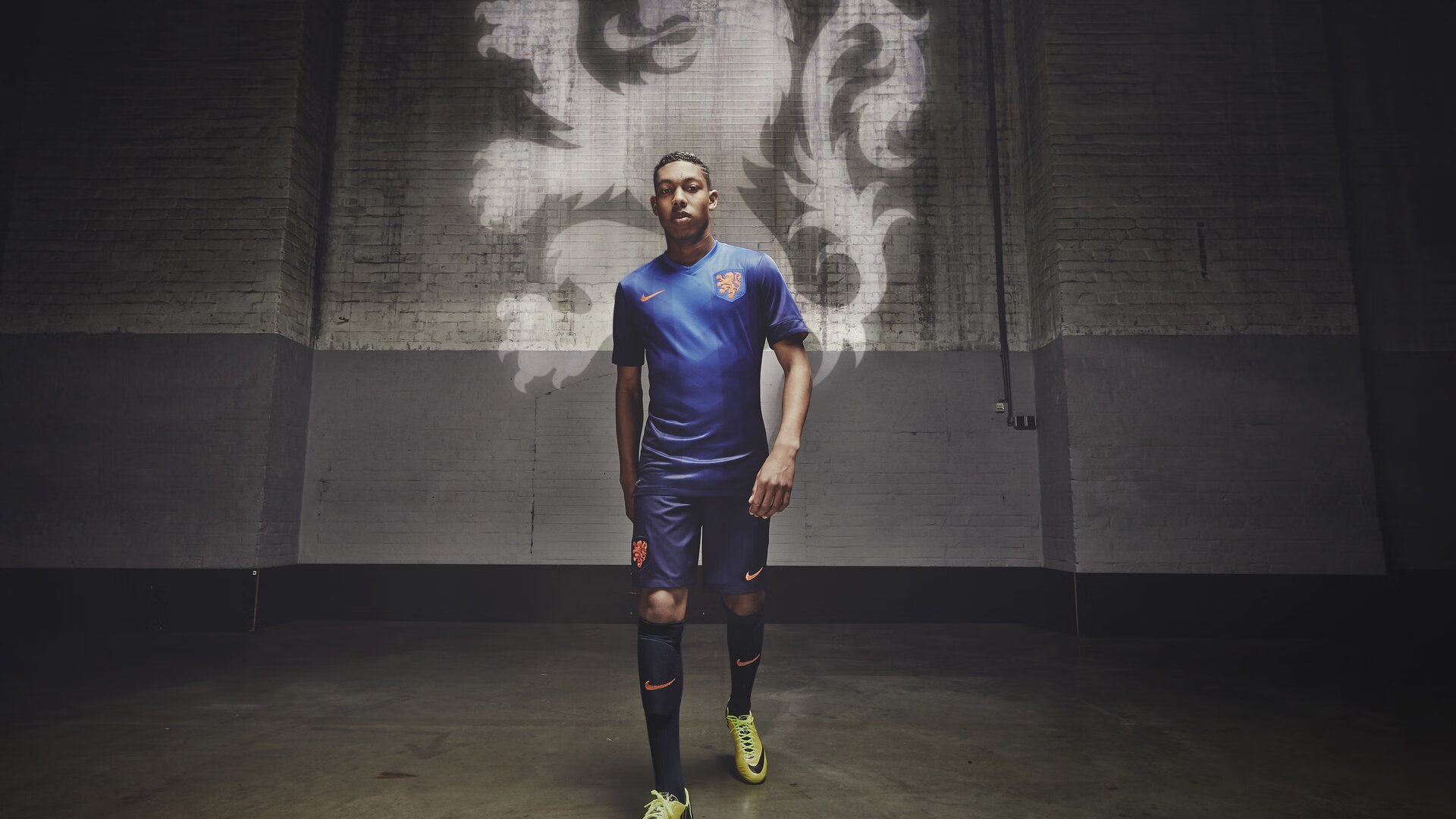 开云网页版-球场上的“战斗精神”：永不言败的欧冠队伍，欧冠口号